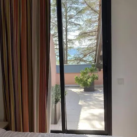 Appt 4 Pers/4 F Renoir Cannes