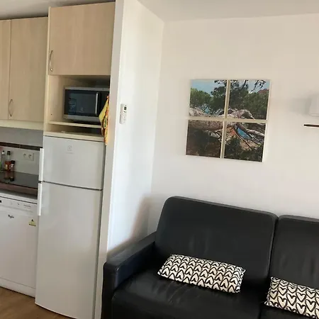 아파트 Appt 4 Pers/4 F Renoir