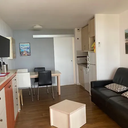 Apartment Appt 4 Pers/4 F Renoir